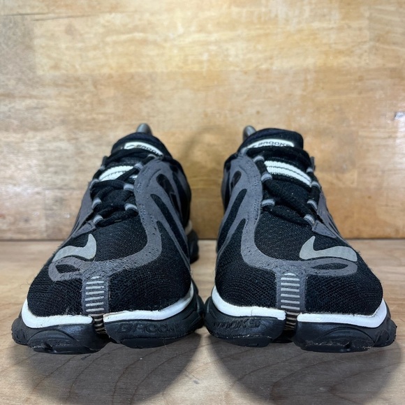 Brooks PureFlow 2 REFLECTIVE Womens Size 9.5 (D) Running Shoes Sneakers Black - Picture 2 of 9